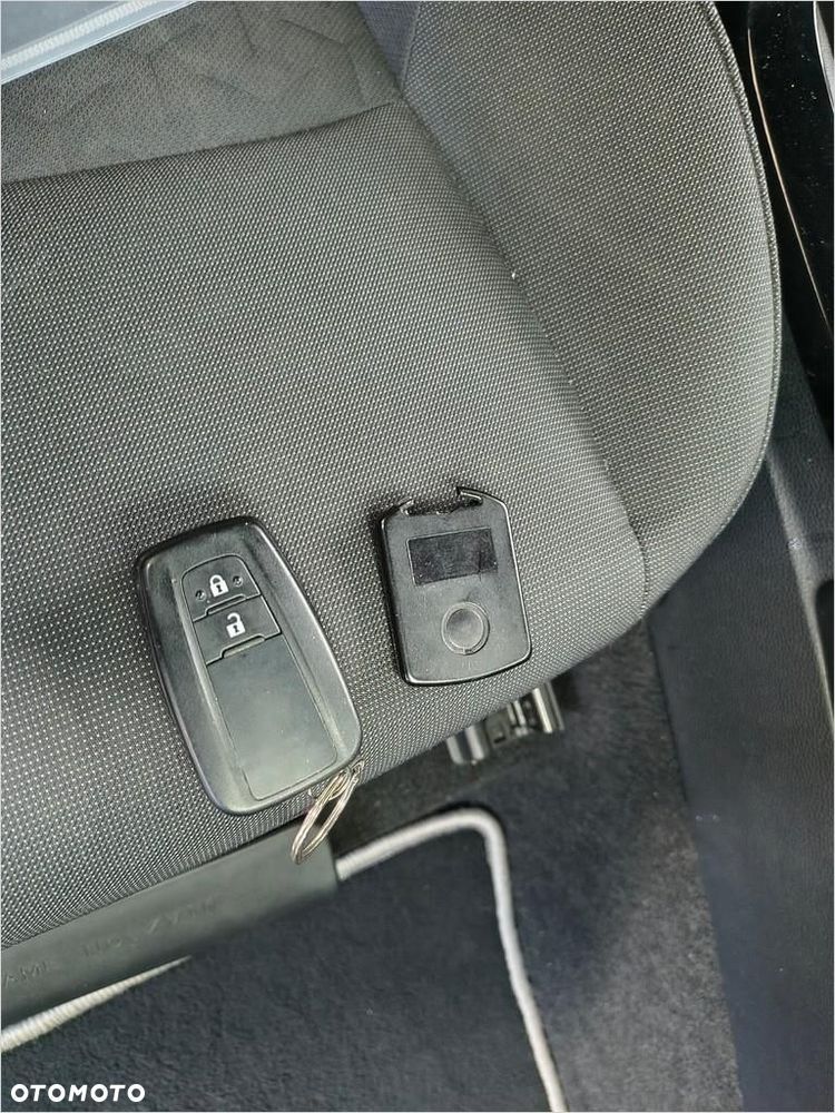 Toyota Corolla 1.8 Hybrid Comfort - 15