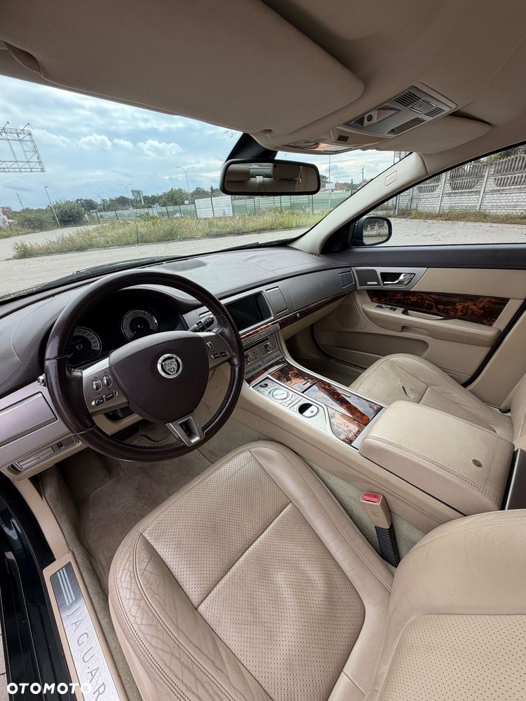 Jaguar XF 3.0 V6 S Premium Luxury - 9