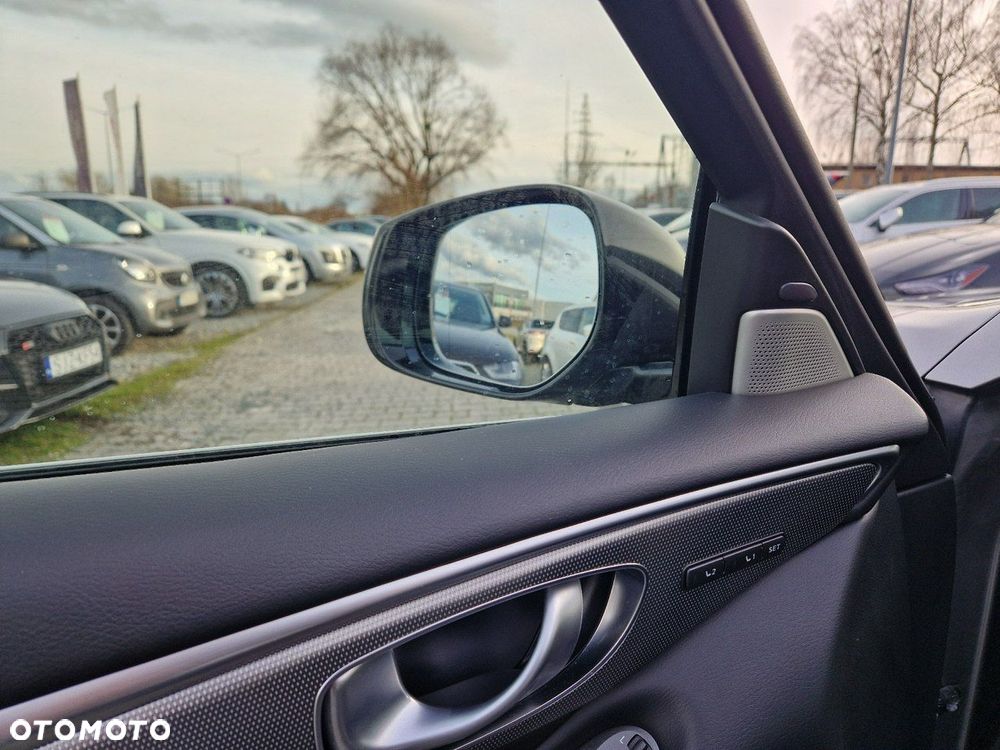 Infiniti Q50 - 20