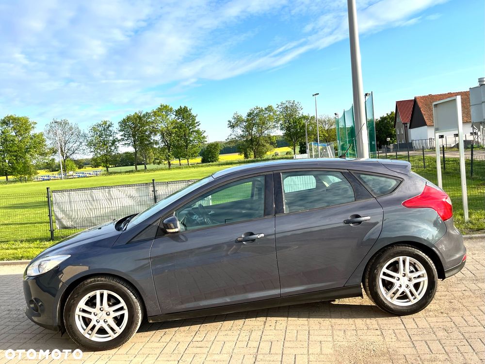 Ford Focus 1.6 TI-VCT Champions Edition - 4