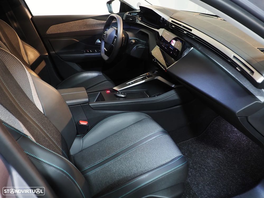 Peugeot 308 SW BlueHDi 130 EAT8 Allure Pack - 12