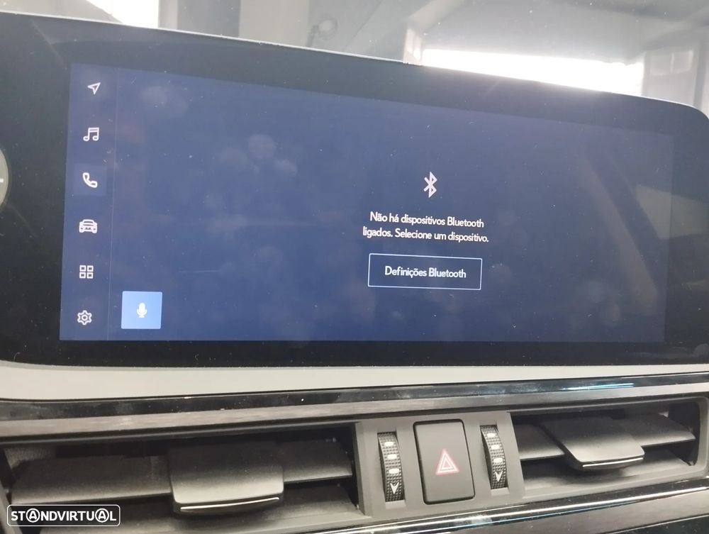 Lexus ES 300h F Sport - 31