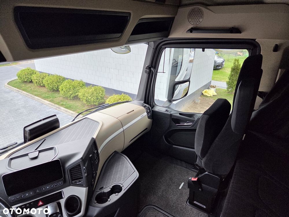 Mercedes-Benz ACTROS 1848/GIGA SPACE/CAŁY NA PODUSZKACH/ACC/KLIMA POSTOJOWA/WAGA/FULL LED/NAVIGACJA/DWA ŁÓŻKA/ - 20