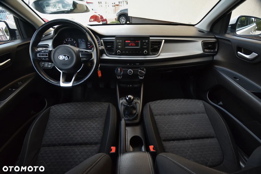 Kia Rio - 11