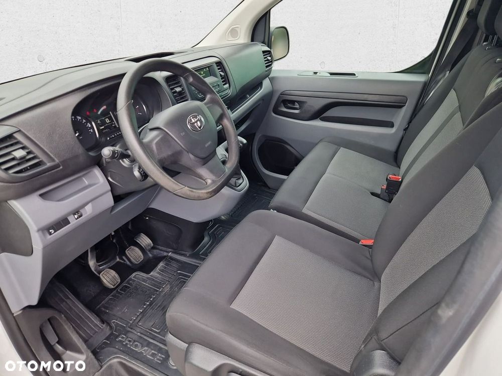 Toyota ProAce - 13