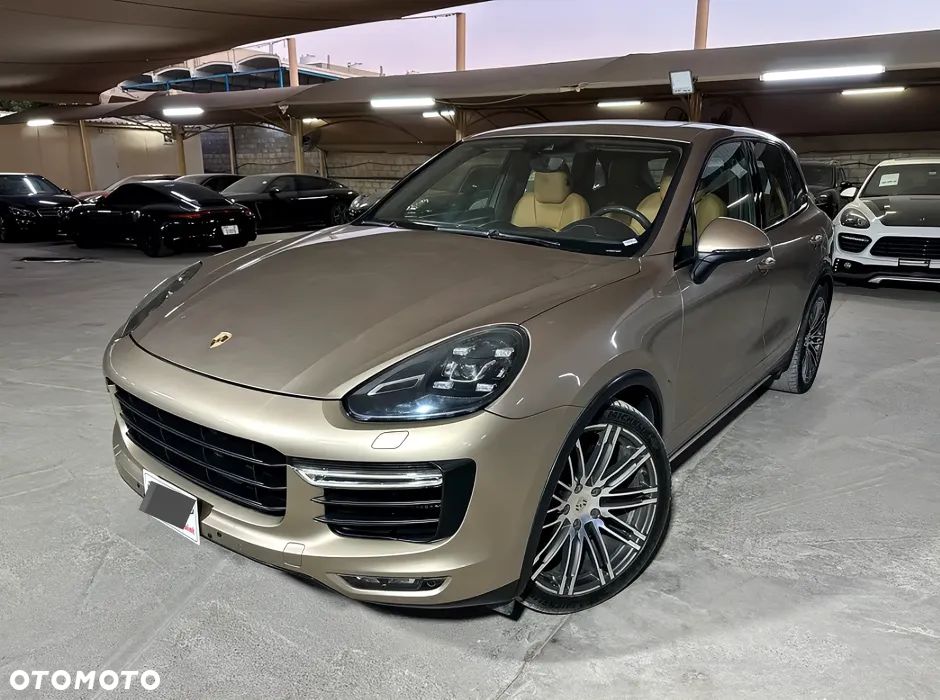 Porsche Cayenne Turbo - 5
