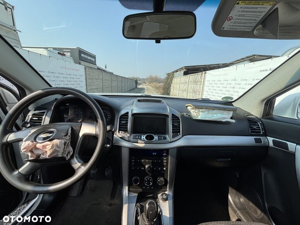 Chevrolet Captiva 2.2 2WD LS - 9