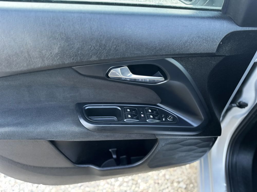 Fiat Tipo 1.3 MultiJet Lounge - 26