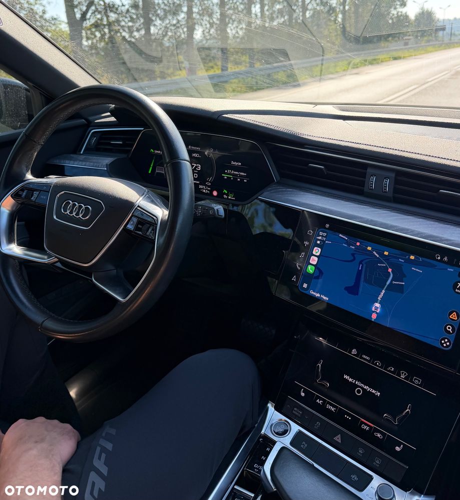 Audi Q8 e-tron 50 quattro S line - 8