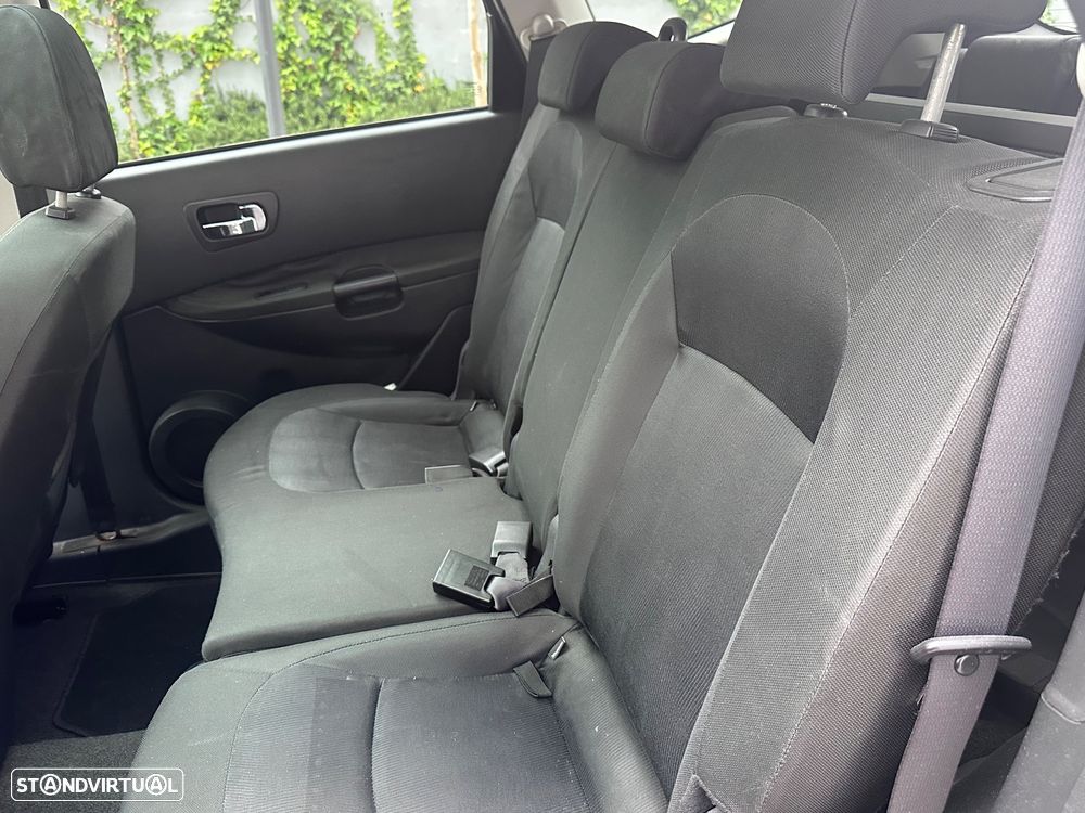 Nissan Qashqai +2 1.5 dCi Tekna Premium 17 - 8