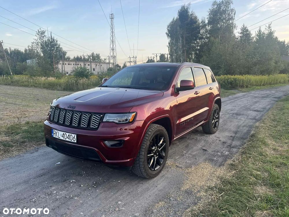 Jeep Grand Cherokee - 1