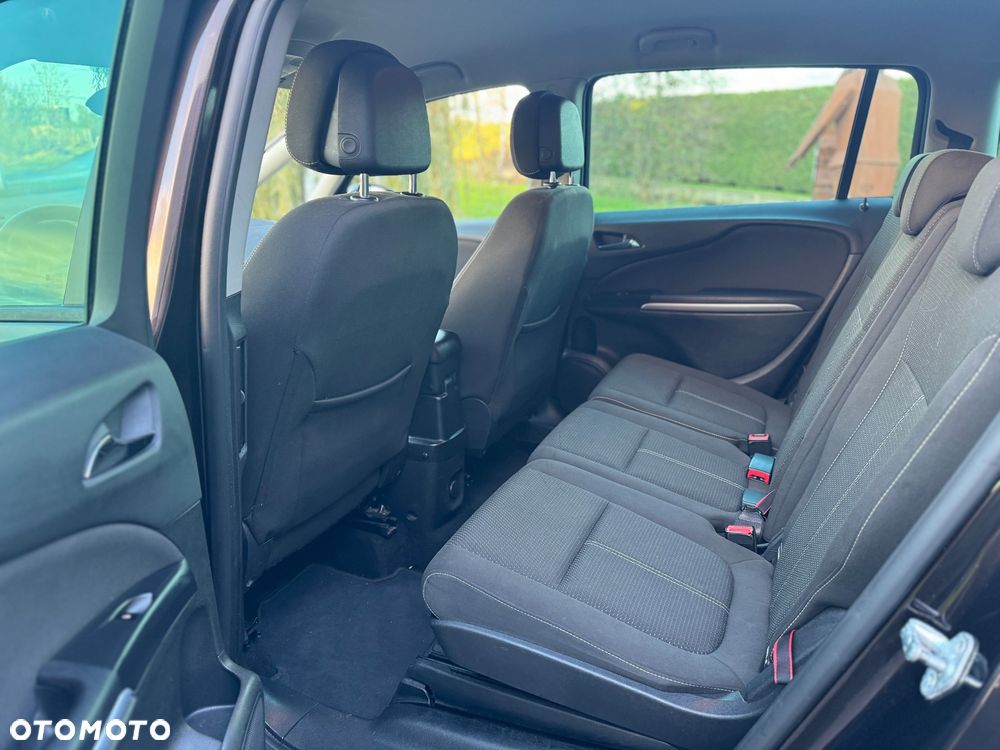 Opel Zafira 2.0 CDTI Cosmo - 24
