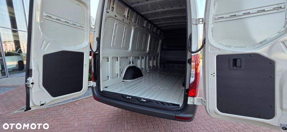 Mercedes-Benz Sprinter 317 CDI KA OM654 - 10