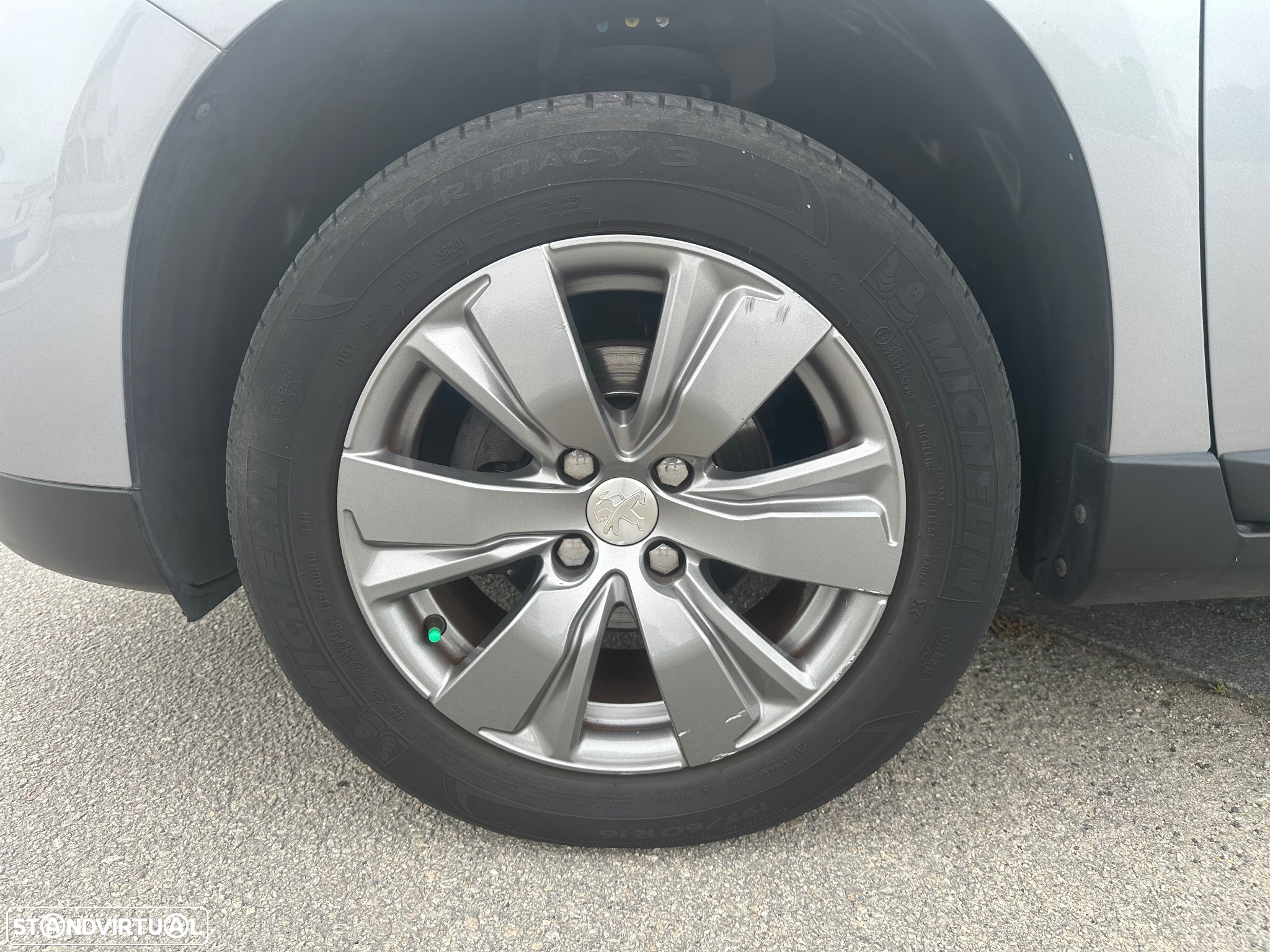 Peugeot 2008 1.2 PureTech Active - 4