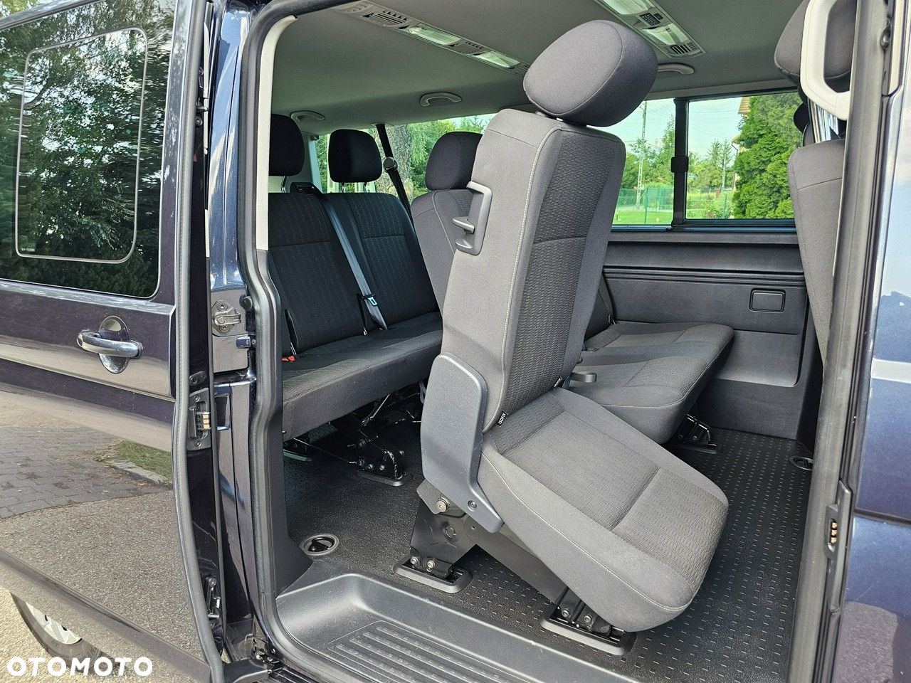 Volkswagen Caravelle 6.1 2.0 TDI L2 Highline 4Motion DSG - 16