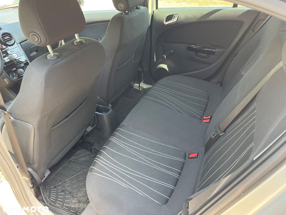 Opel Corsa - 13