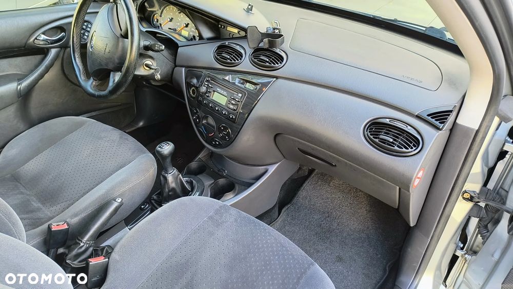 Ford Focus - 26