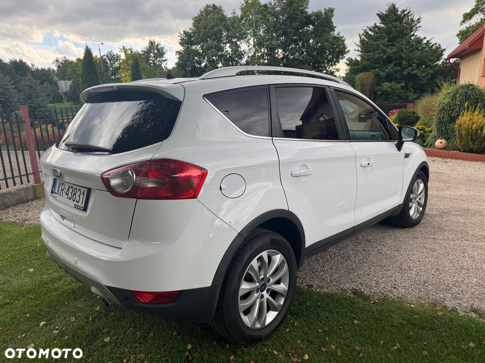 Ford Kuga 2.0 TDCi FWD Titanium - 8