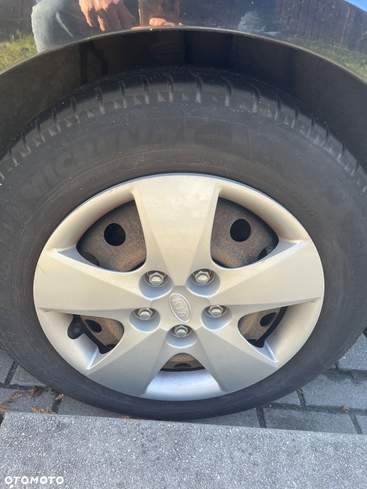 Kia Ceed - 13