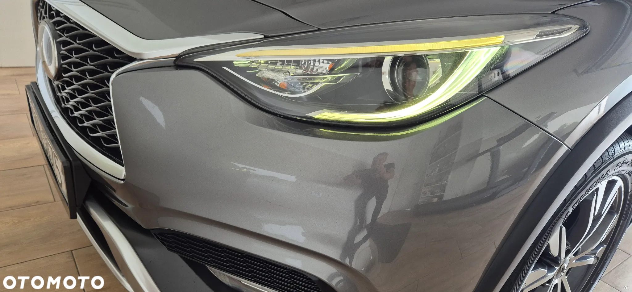 Infiniti QX30 2.2d Luxe AWD 7DCT - 6