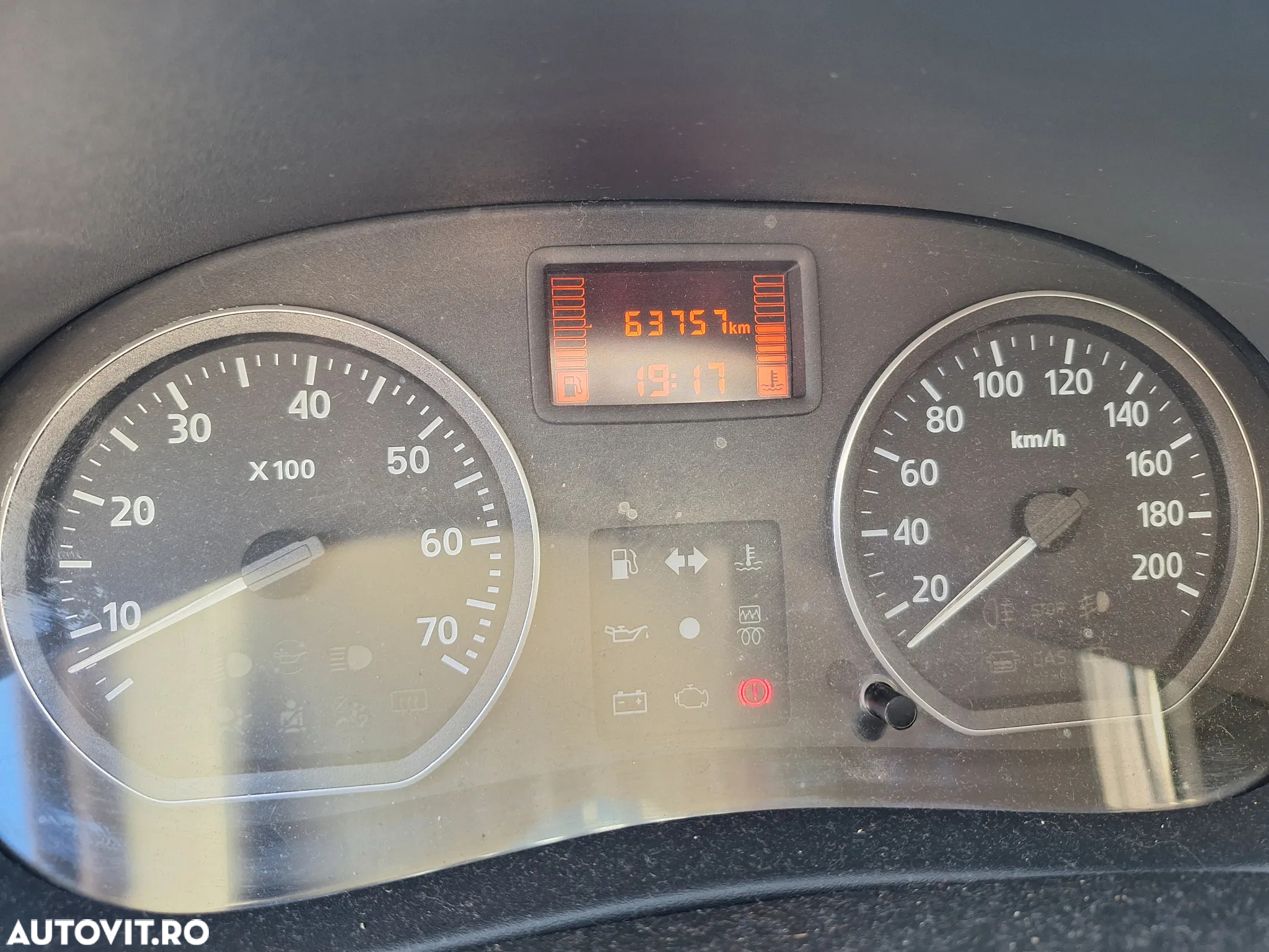 Dacia Logan 1.2 - 8