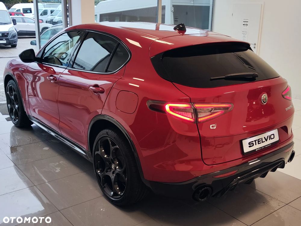 Alfa Romeo Stelvio 2.0 Turbo Veloce Q4 - 8