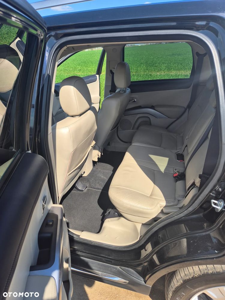 Mitsubishi Outlander 2.2 DID Intense + EU5 TC-SST - 13