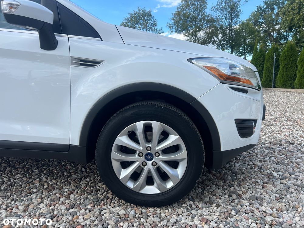 Ford Kuga - 10