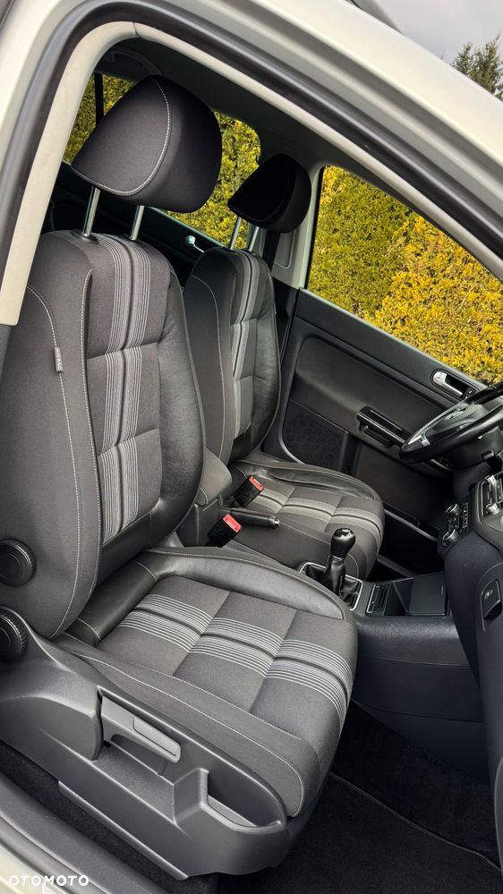 Volkswagen Golf Plus 2.0 TDI DPF MATCH - 19