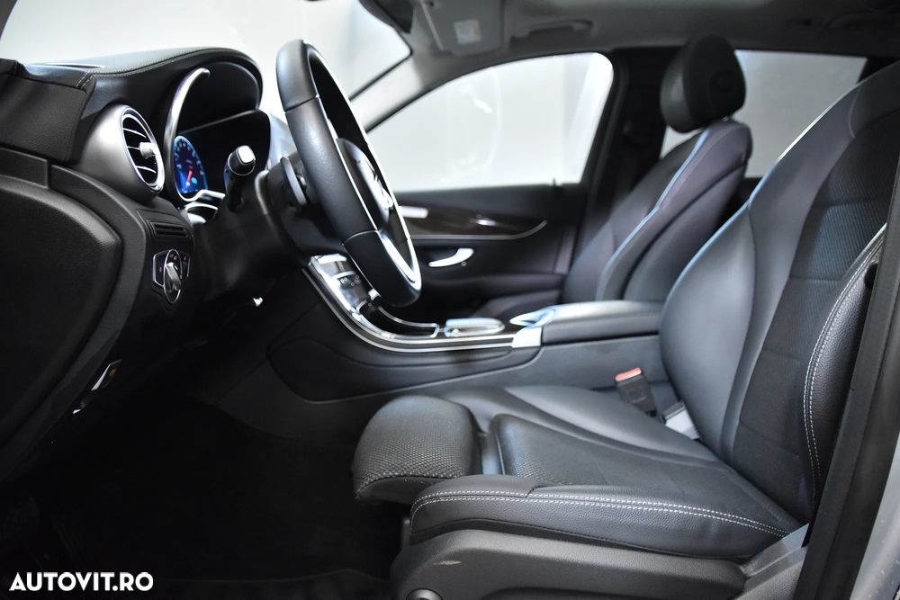 Mercedes-Benz GLC - 24
