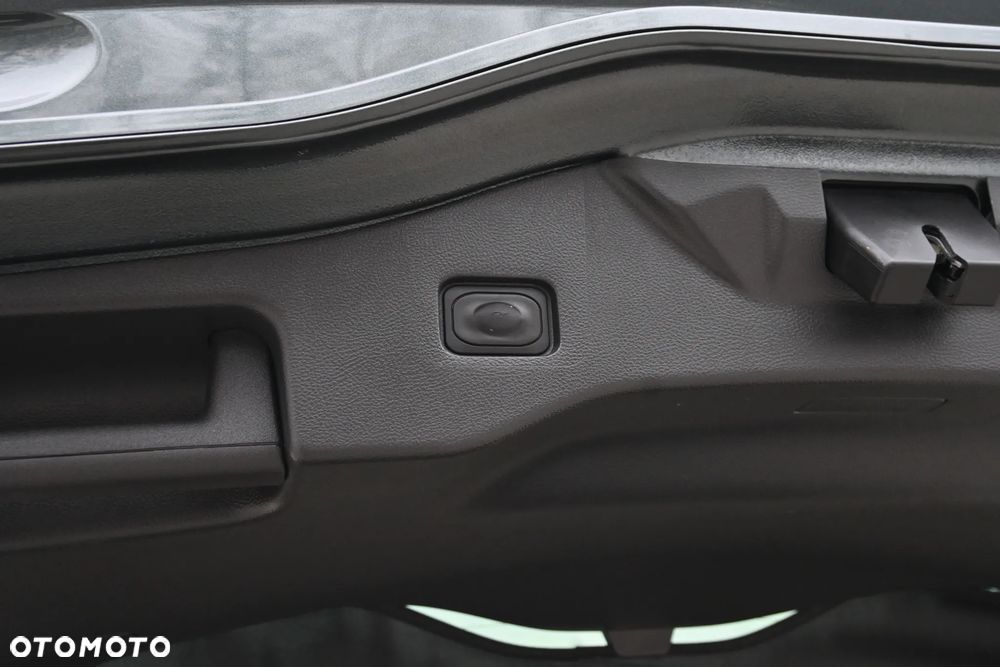 Ford Mondeo 2.0 TDCi STart-Stopp PowerShift-Aut Titanium - 33