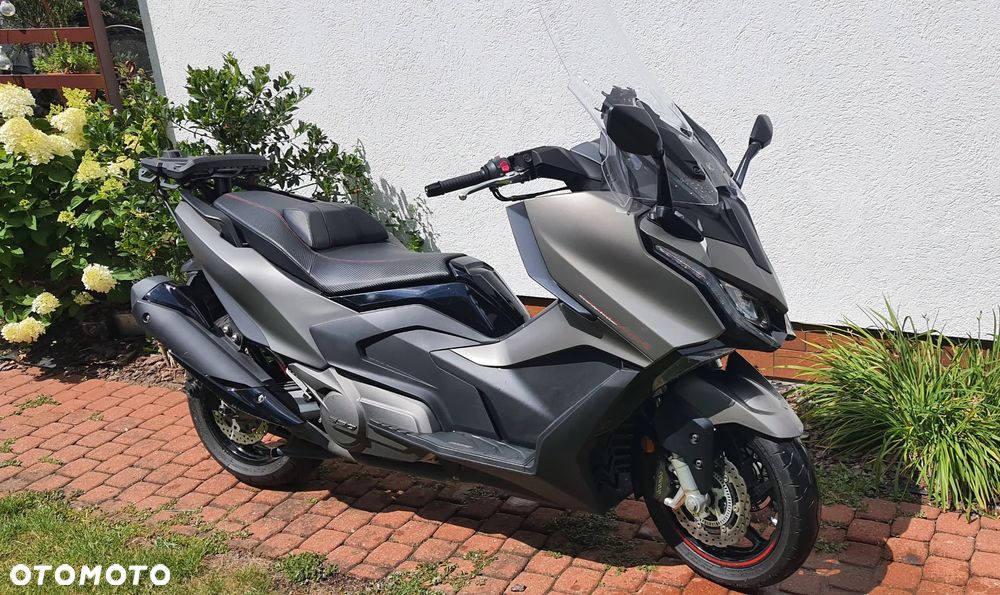 Kymco AK 550 - 8