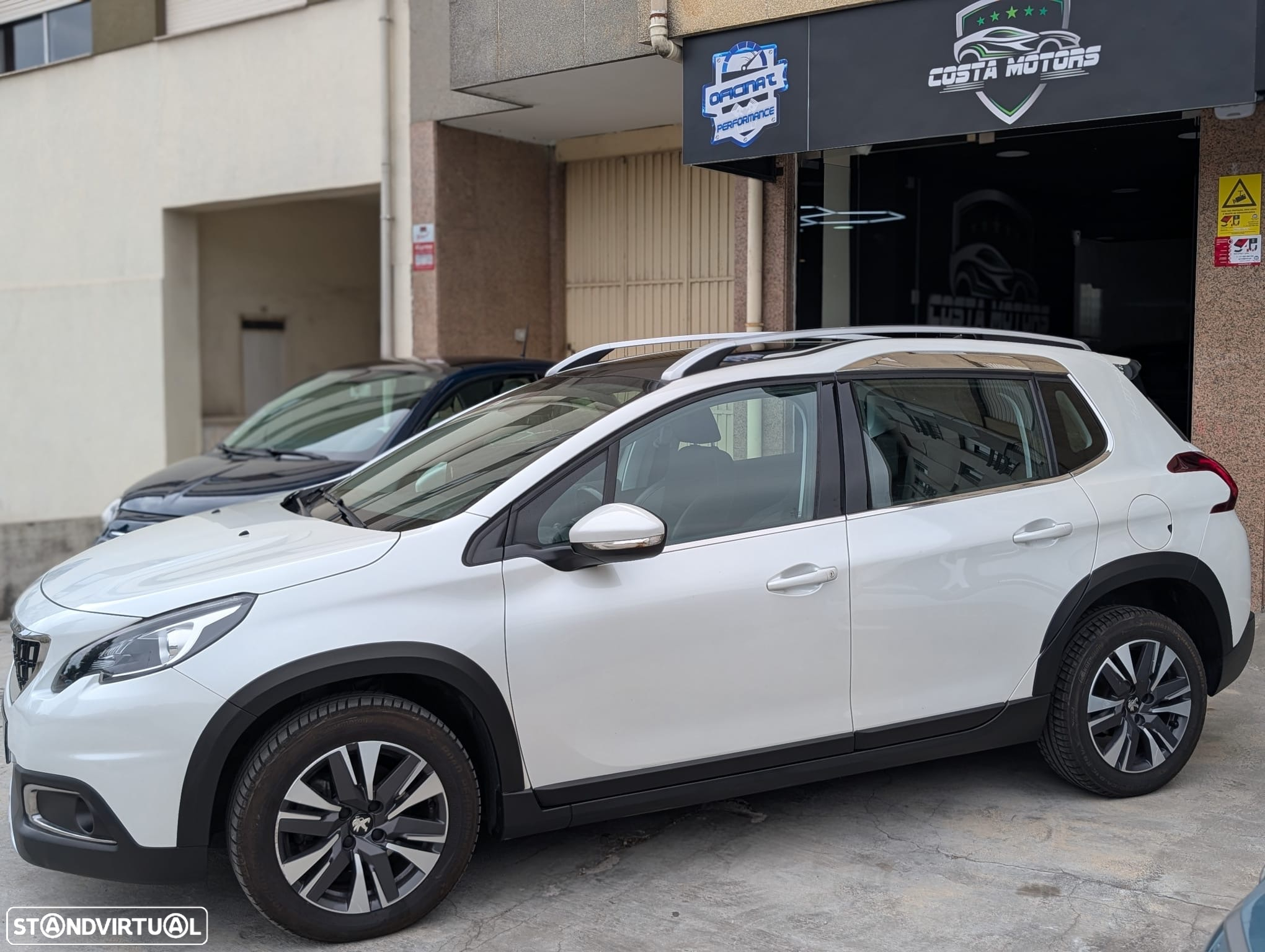 Peugeot 2008 1.5 BlueHDi Allure EAT6 - 2