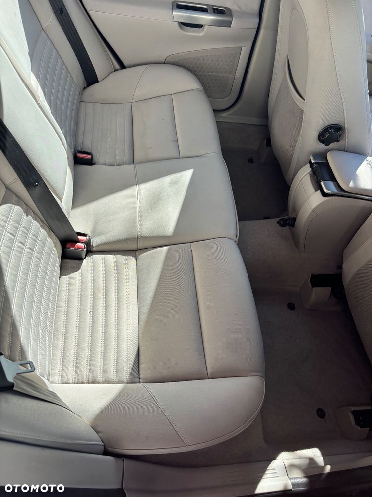 Volvo S40 ver-2-0d - 13