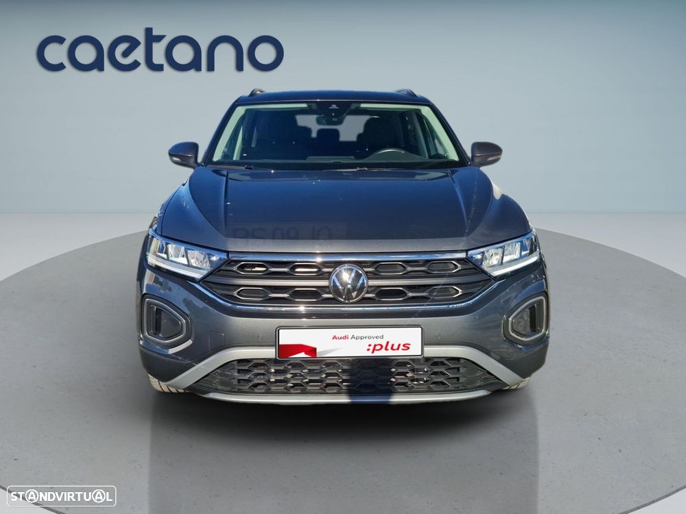 Volkswagen T-Roc 2025 photo 2