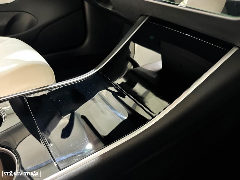 Tesla Model 3 Performance Dual Motor AWD - 39