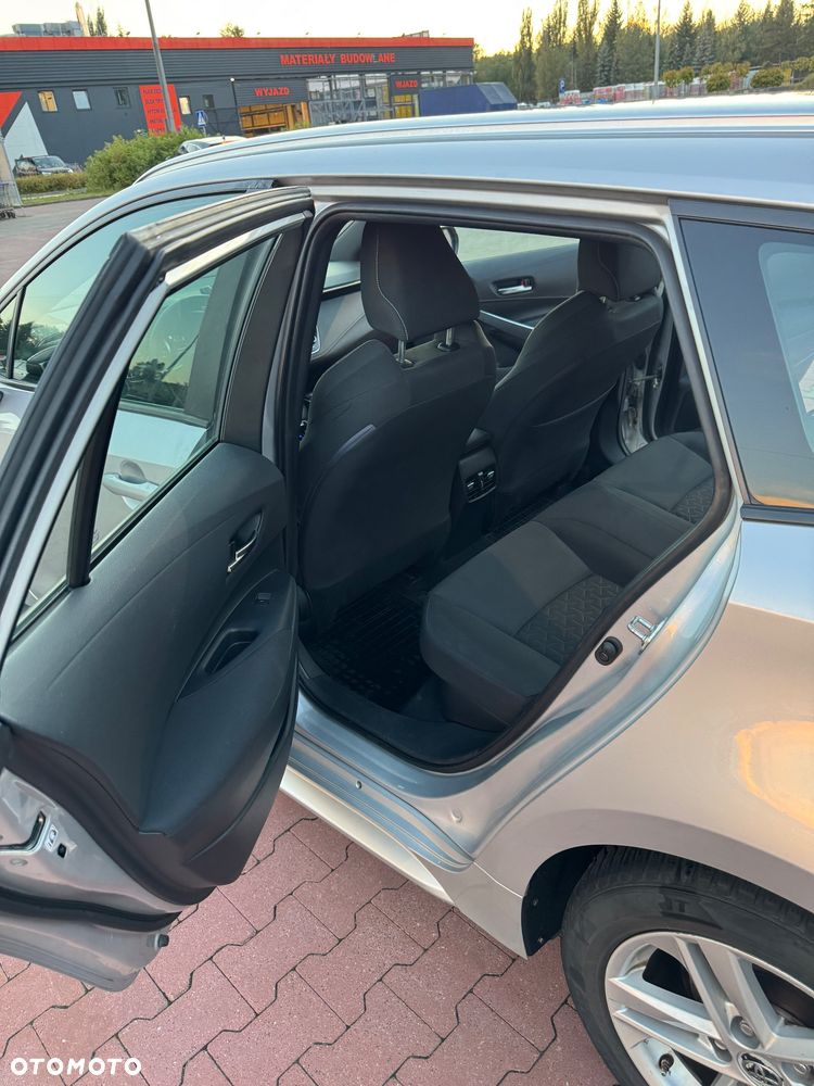 Toyota Corolla 1.8 Hybrid GPF Comfort - 13