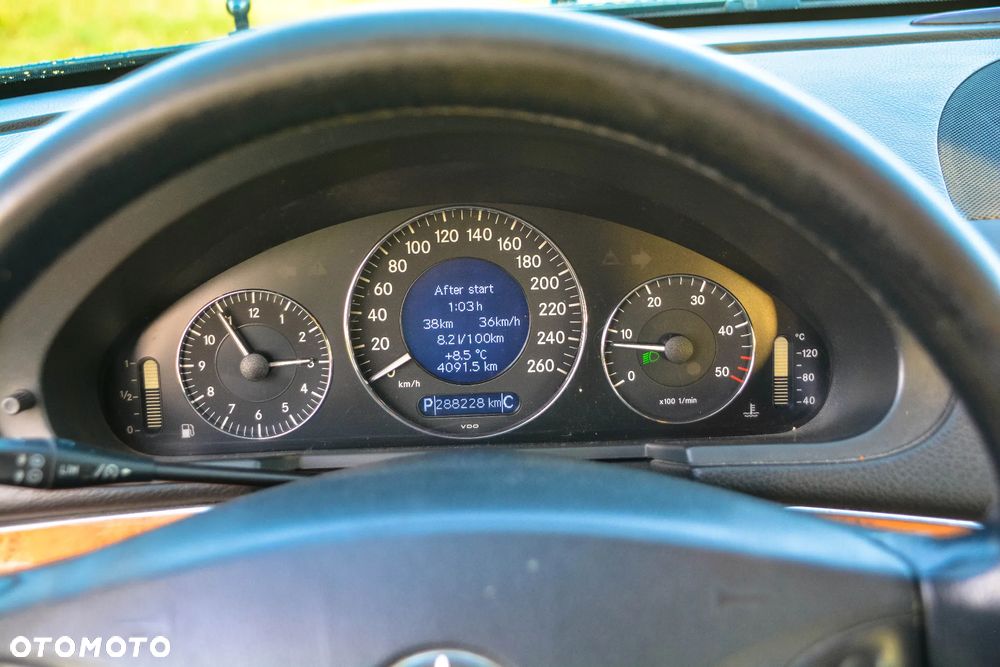 Mercedes-Benz Klasa E 200 T CDI Automatik Elegance - 10