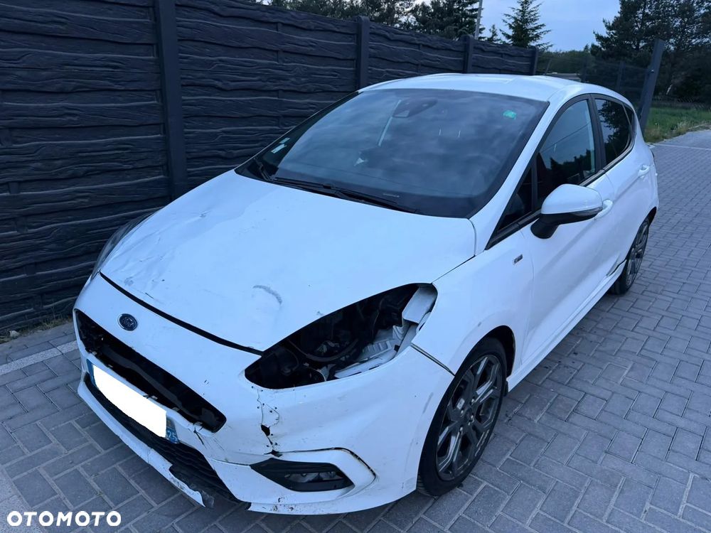 Ford Fiesta - 31