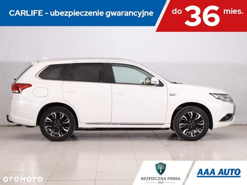 Mitsubishi Outlander - 8