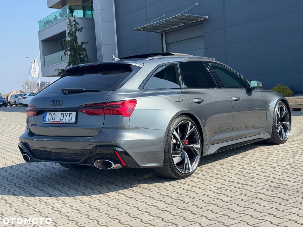 Audi RS6 Avant - 11