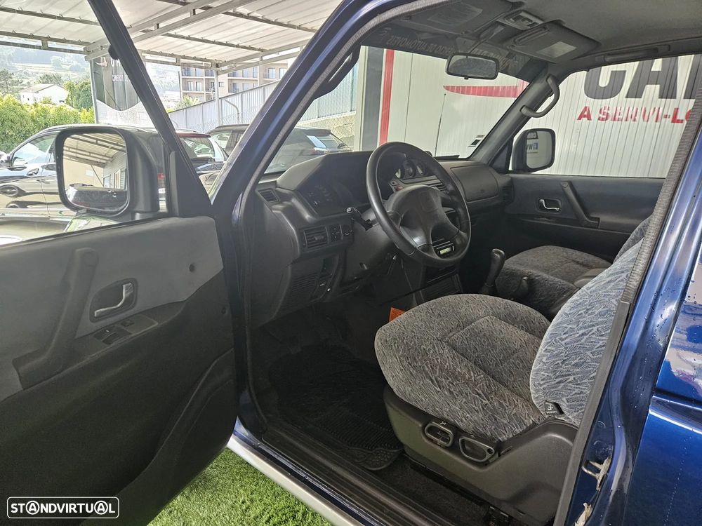 Mitsubishi Pajero 2.8 TD GLS ABS - 12