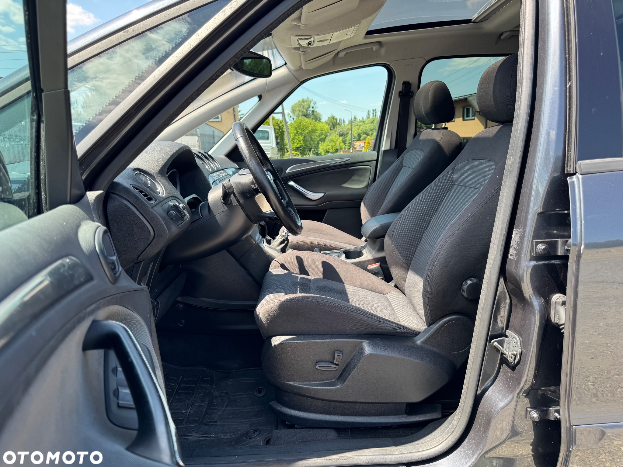 Ford S-Max - 12