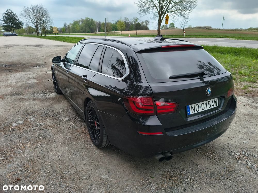 BMW Seria 5 520d Touring - 4