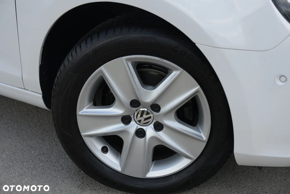 Volkswagen Golf - 17