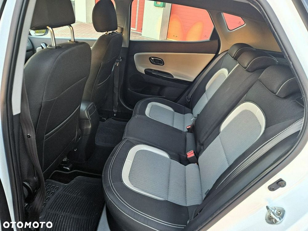 Kia Ceed 1.4 CVVT Dream-Team Edition - 24