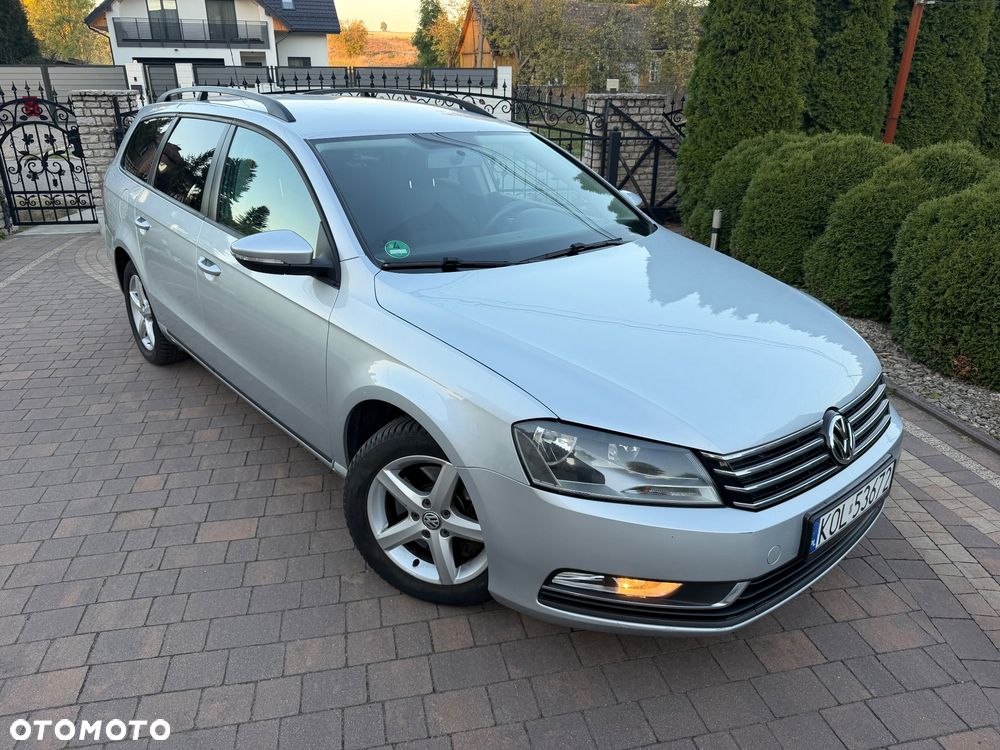 Volkswagen Passat 2.0 Blue TDI SCR Comfortline - 2
