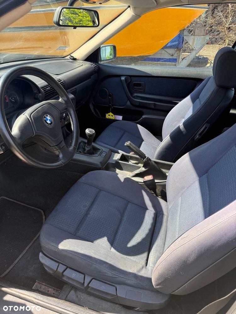 BMW Seria 3 316i - 8