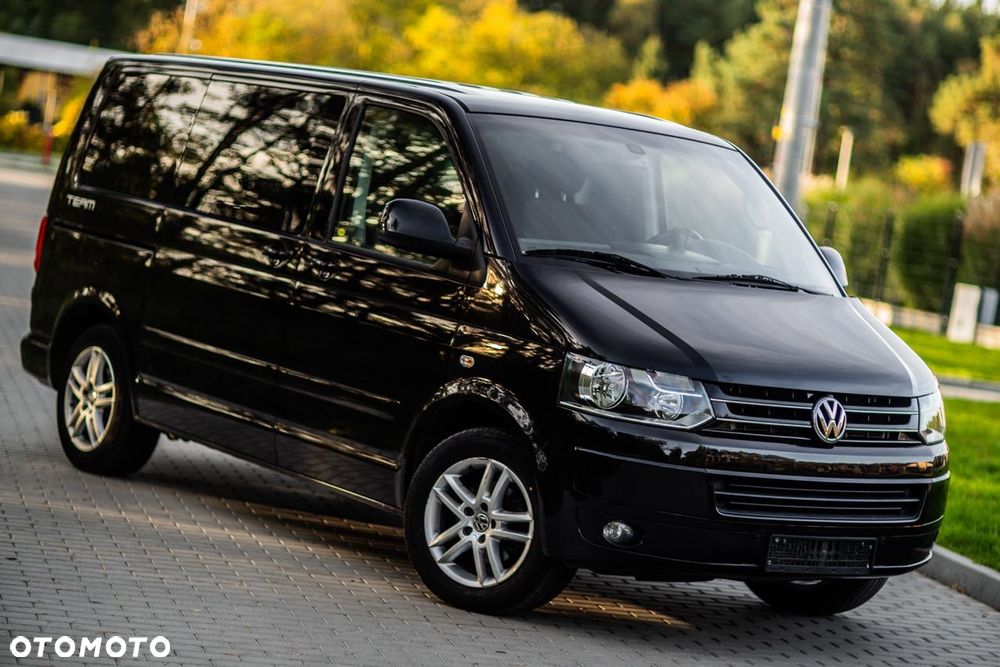 Volkswagen Multivan - 21