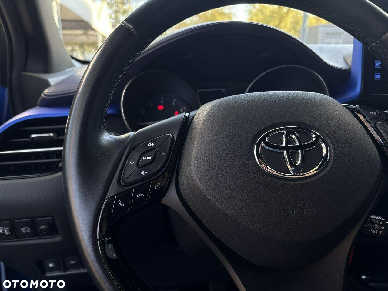 Toyota C-HR 1.2 T Dynamic - 23